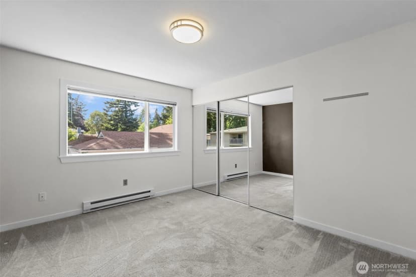 Property photo for 845 Ne 125th Street #404, Seattle photo 17