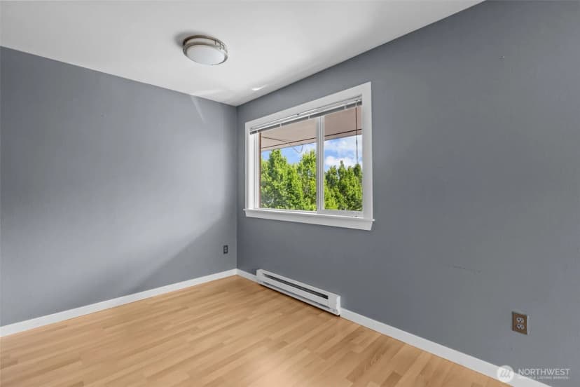Property photo for 845 Ne 125th Street #404, Seattle photo 9