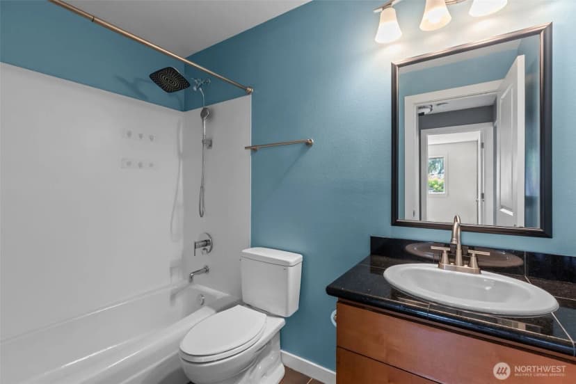 Property photo for 845 Ne 125th Street #404, Seattle photo 21