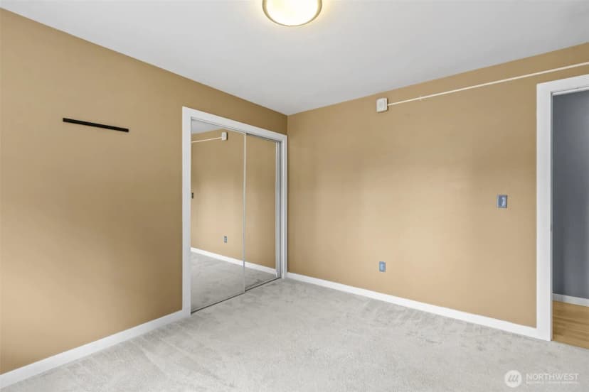 Property photo for 845 Ne 125th Street #404, Seattle photo 24