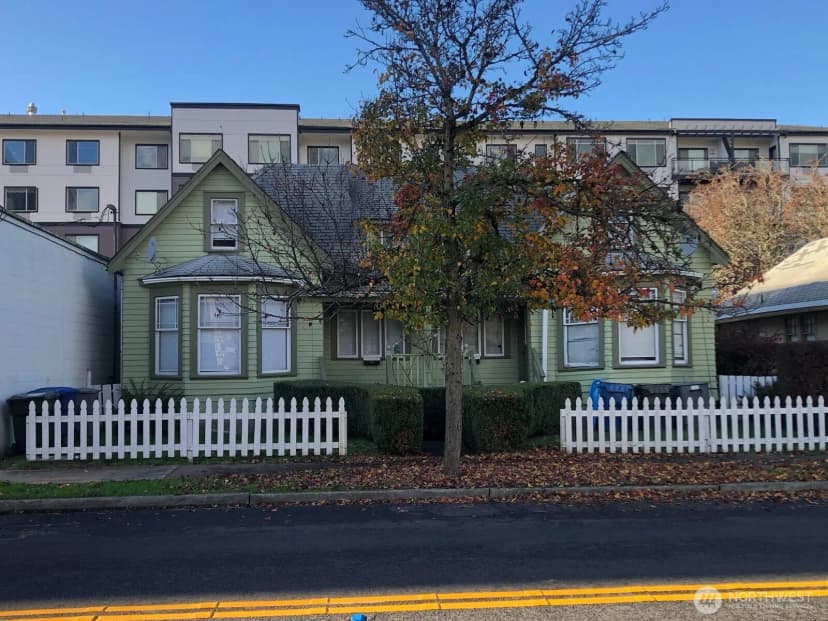 Property photo for 99 Williams Avenue S, Renton photo 7