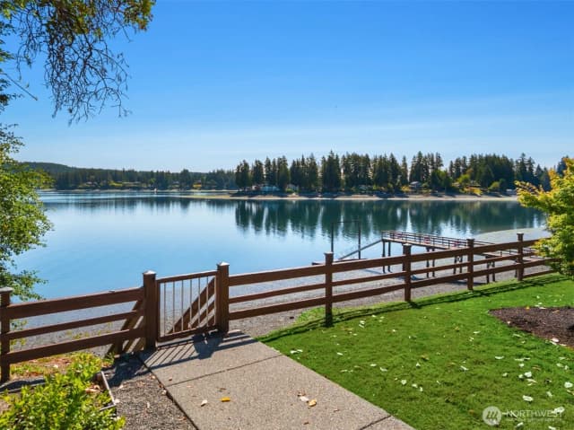 Property photo for 16392 Pearson Road Ne, Poulsbo photo 4