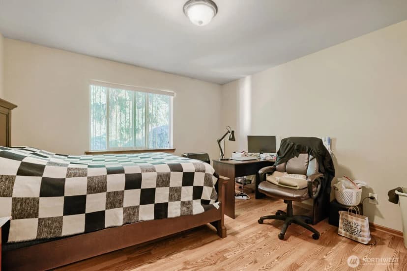 Property photo for 14505 Meridian Place W, Lynnwood photo 17