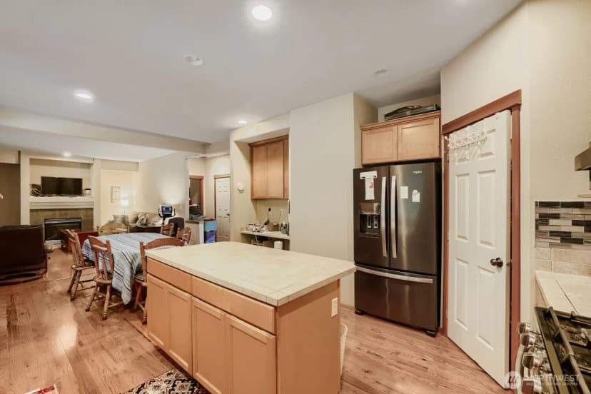 Property photo for 14505 Meridian Place W, Lynnwood photo 7