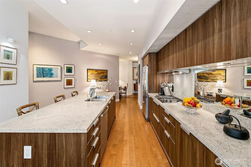 Property photo for 1920 4th Avenue #408, Seattle photo 9