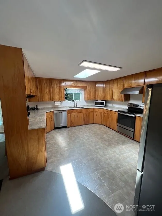 Property photo for 4430 Pine Avenue Ne, Bremerton photo 7