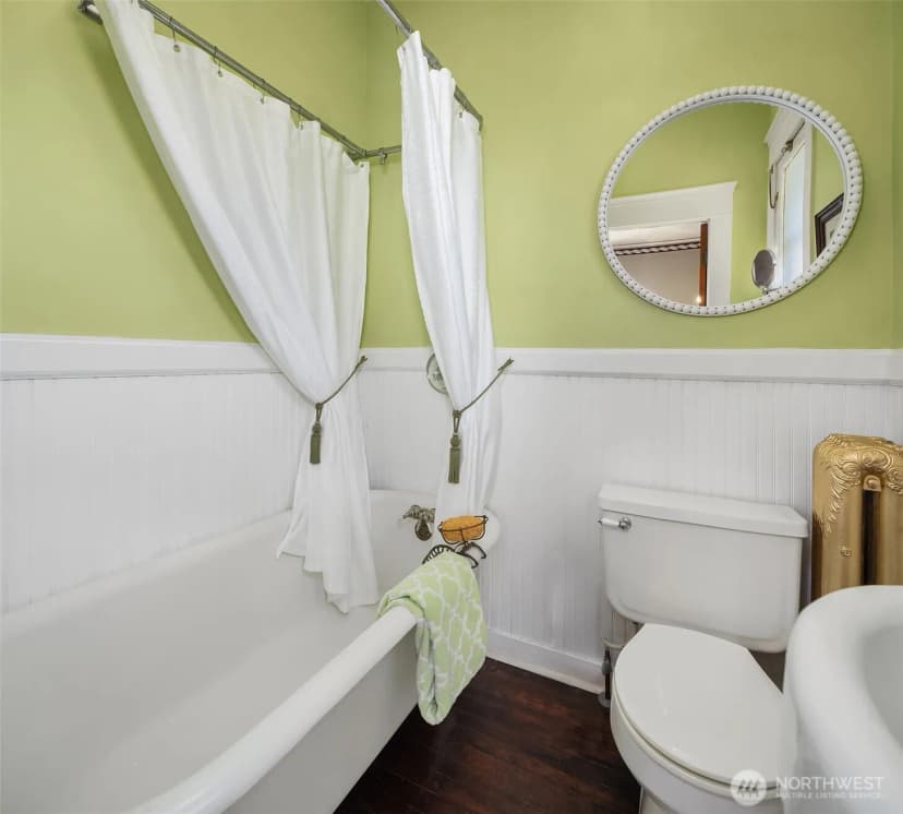 Property photo for 2415 Rucker Ave, Everett photo 19