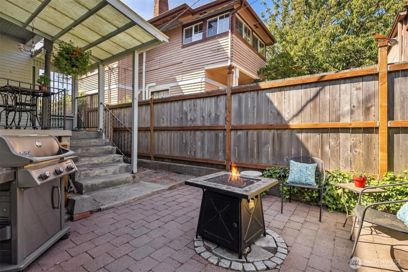 Property photo for 2415 Rucker Ave, Everett photo 31