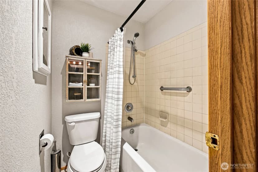 Property photo for 1208 S 216th Street #c201, Seattle photo 23