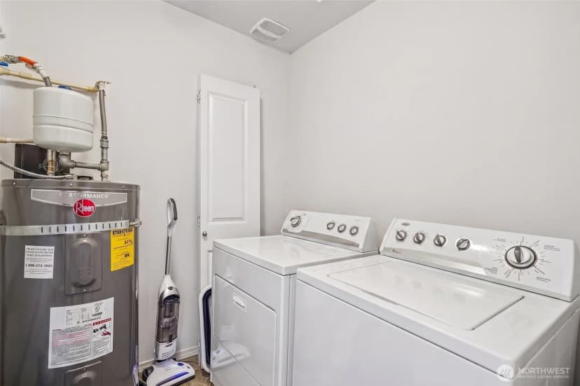 Property photo for 6443 Hazel Avenue Se, Auburn photo 16