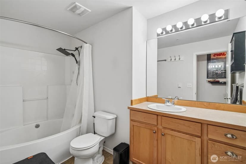 Property photo for 6443 Hazel Avenue Se, Auburn photo 5