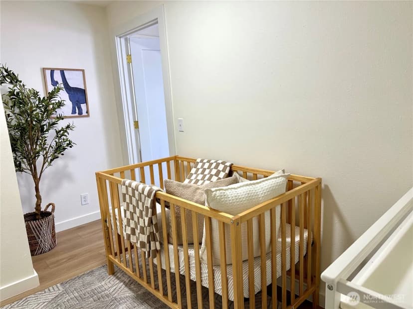 Property photo for 421 Wells Avenue N, Renton photo 23