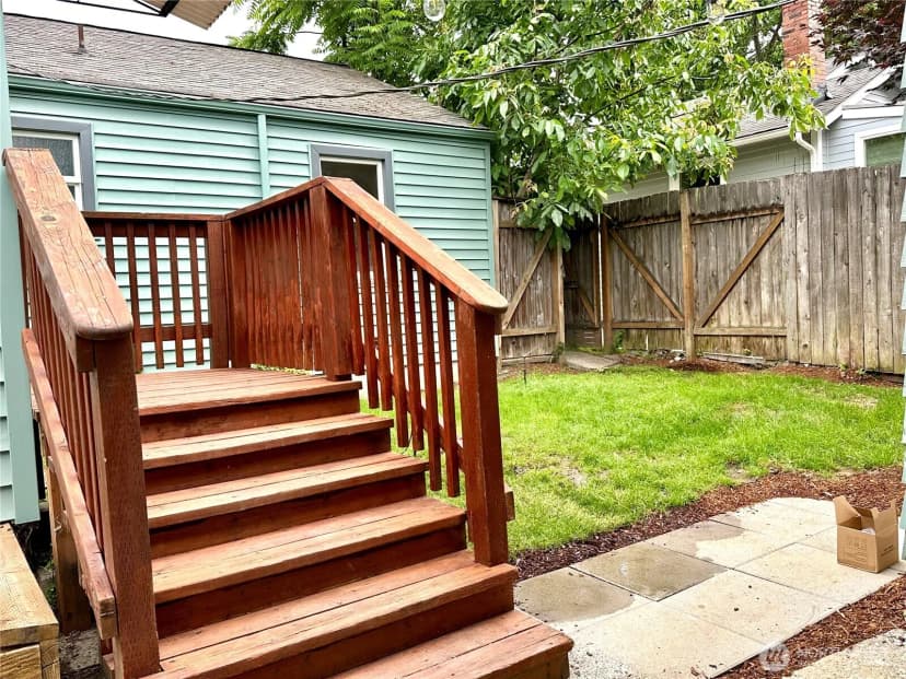 Property photo for 421 Wells Avenue N, Renton photo 28