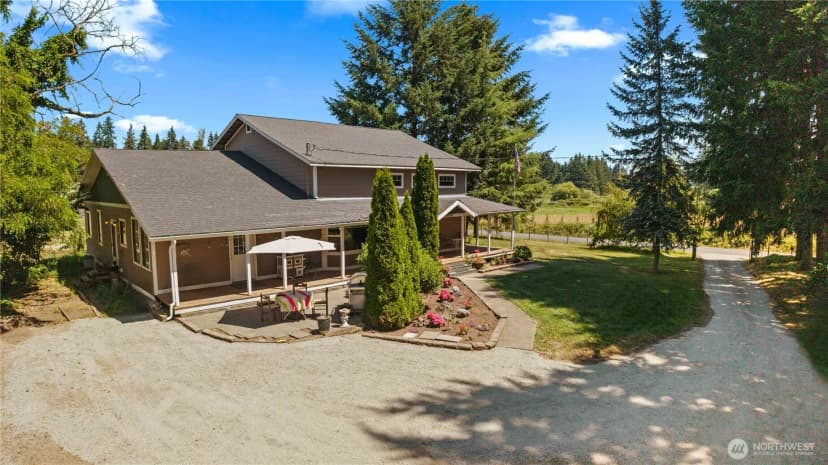 Property photo for 12717 Zeller Road Se, Yelm photo 2