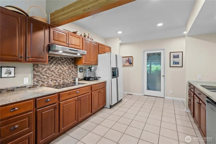 Property photo for 12717 Zeller Road Se, Yelm photo 11