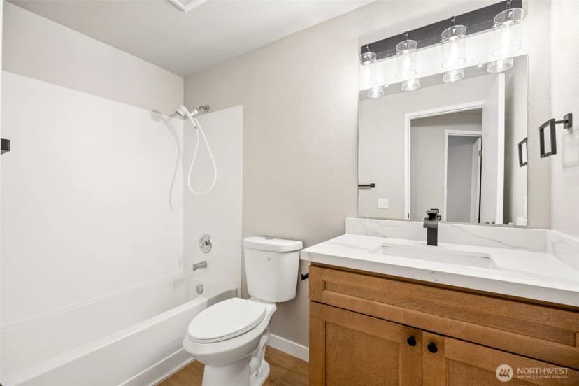 Property photo for 27319 226 Street Se, Maple Valley photo 15
