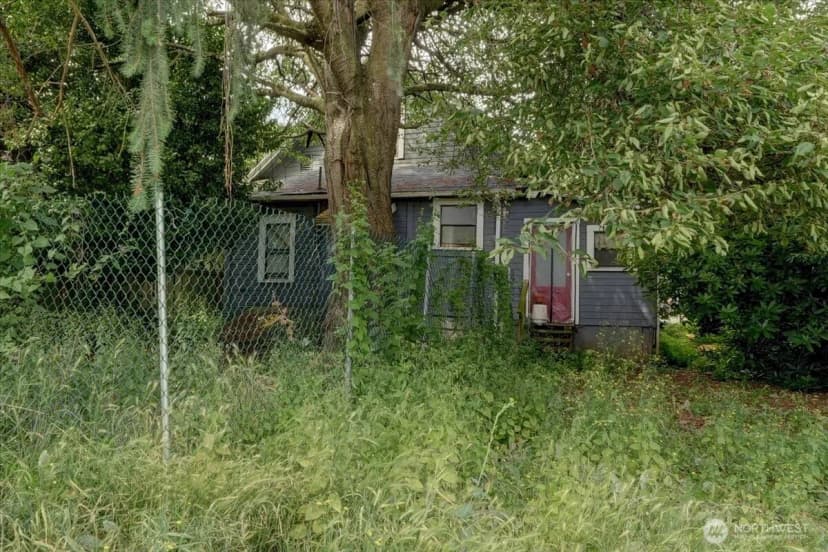 Property photo for 522 Williams Avenue N, Renton photo 4