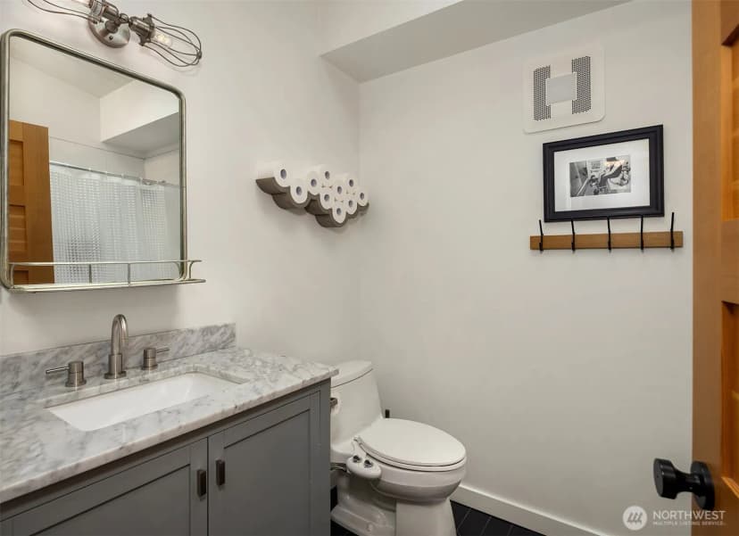 Property photo for 3727 77th Place Se, Mercer Island photo 23