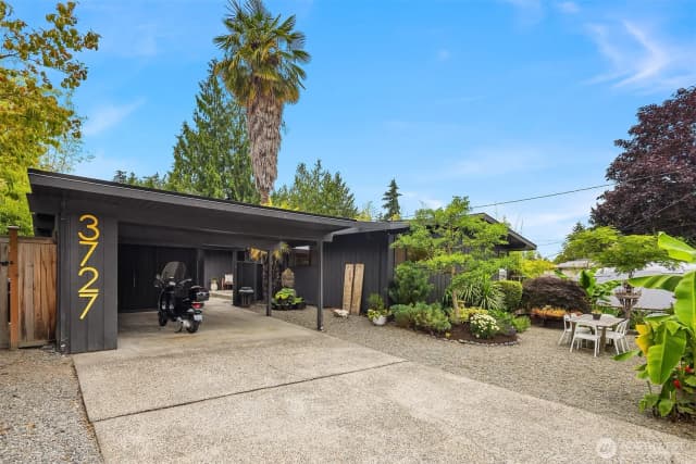 Property photo for 3727 77th Place Se, Mercer Island photo 3