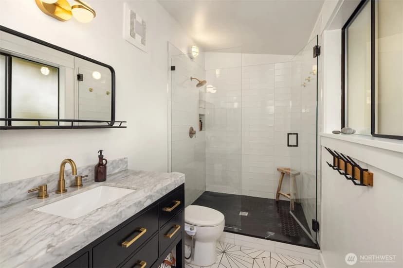 Property photo for 3727 77th Place Se, Mercer Island photo 19