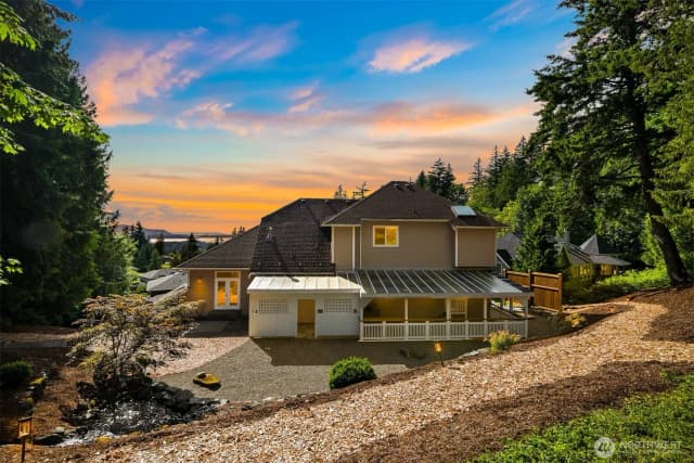Property photo for 4210 Padden Hills Court, Bellingham photo 5