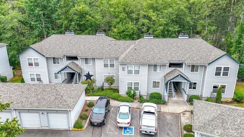 Property photo for 33020 10th Avenue Sw #d102, Federal Way