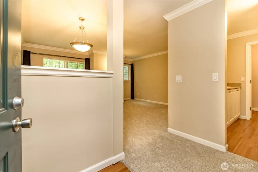 Property photo for 33020 10th Avenue Sw #d102, Federal Way photo 5