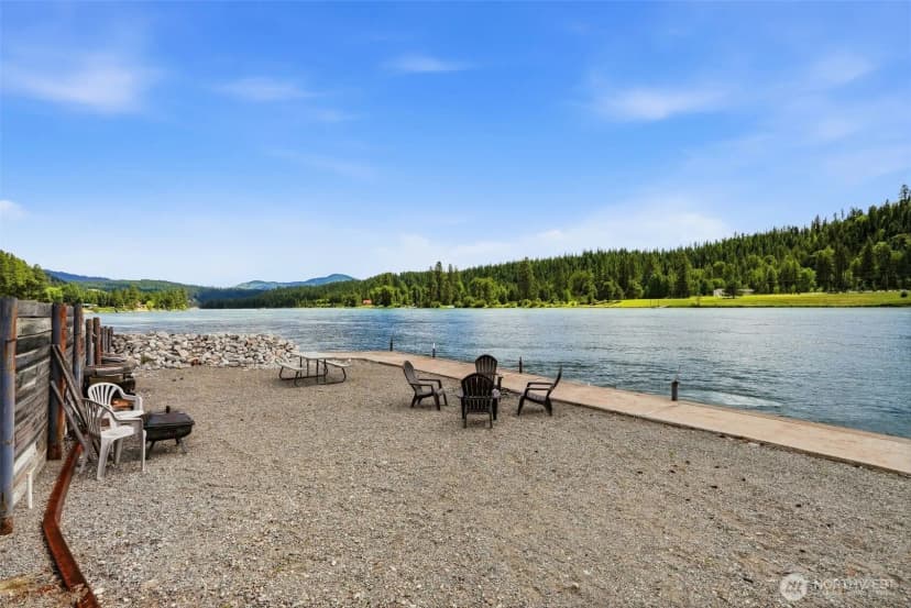 Property photo for 128 S River Rd, Cusick photo 23