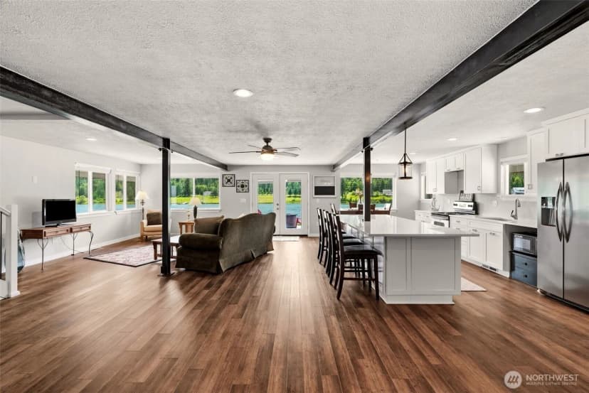 Property photo for 128 S River Rd, Cusick photo 7