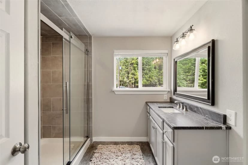 Property photo for 128 S River Rd, Cusick photo 18