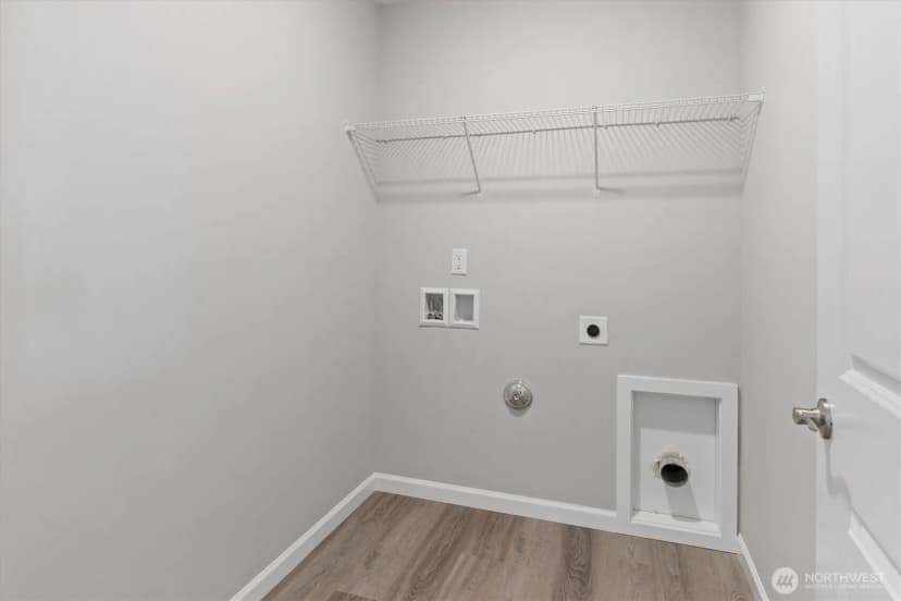 Property photo for 515 Clark Avenue, Buckley photo 28