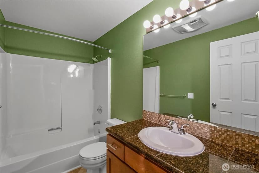Property photo for 23822 35th Avenue W, Brier photo 29