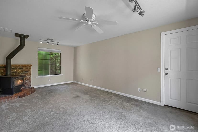 Property photo for 23822 35th Avenue W, Brier photo 20