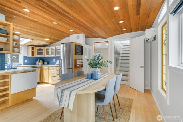 Property photo for 2235 Fairview Avenue E #6, Seattle photo 5