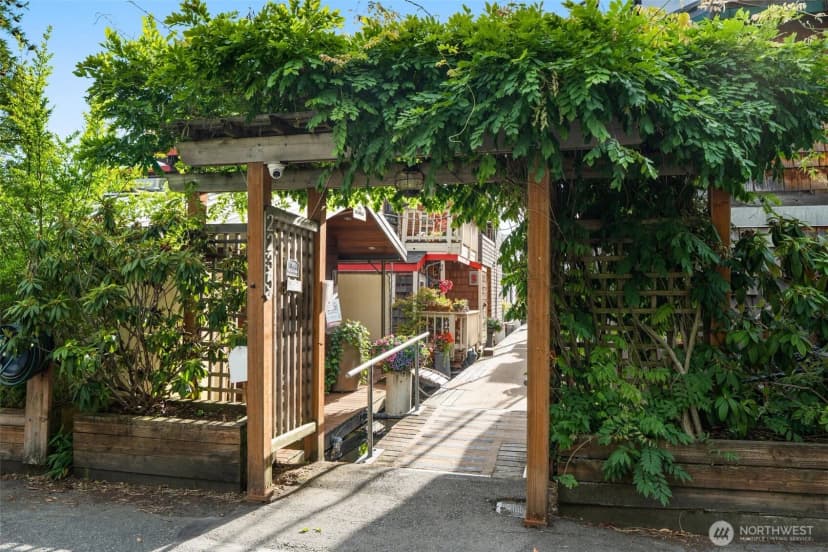 Property photo for 2235 Fairview Avenue E #6, Seattle photo 33
