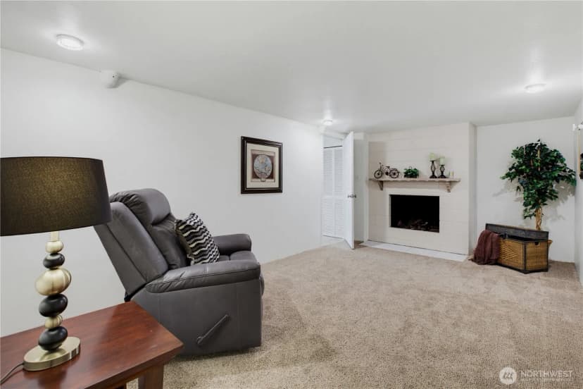 Property photo for 11267 145th Avenue Se, Renton photo 13