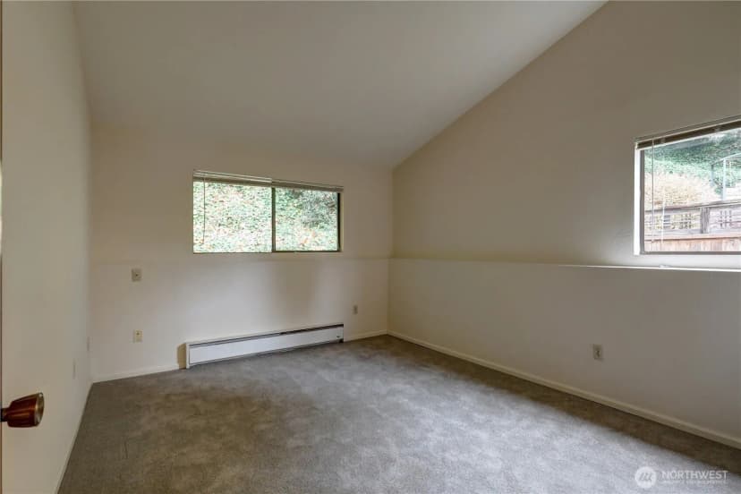 Property photo for 11643 91st Place Ne, Kirkland photo 8