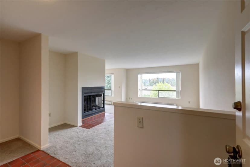 Property photo for 11643 91st Place Ne, Kirkland photo 3