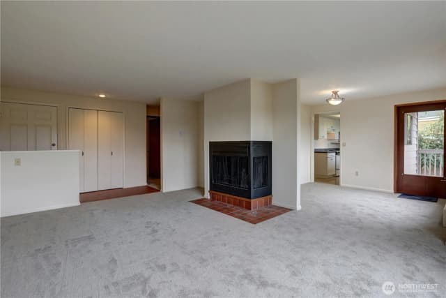 Property photo for 11643 91st Place Ne, Kirkland photo 4