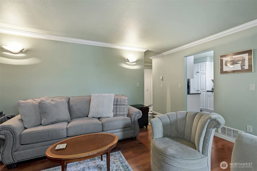 Property photo for 12704 Ne 144th Street #a204, Kirkland photo 4