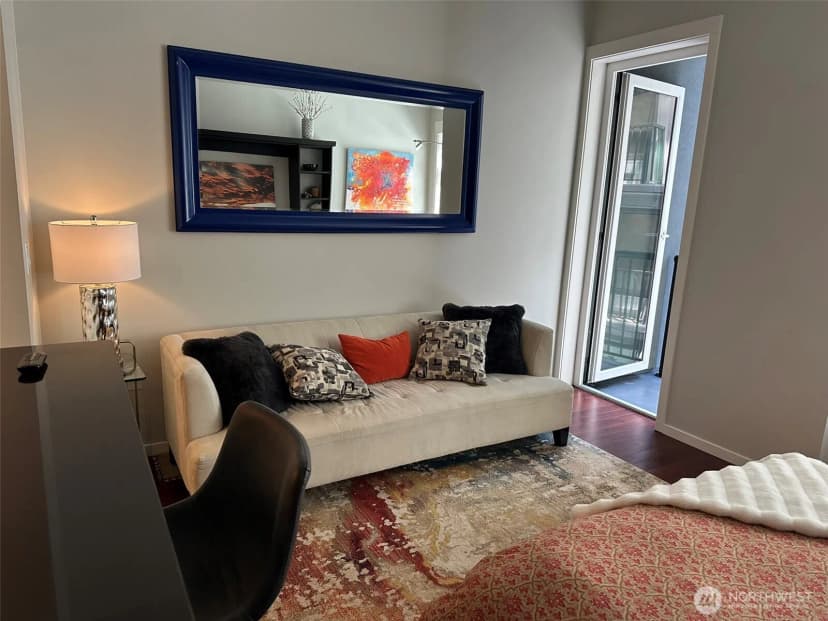 Property photo for 2721 1st Avenue #103, Seattle photo 7