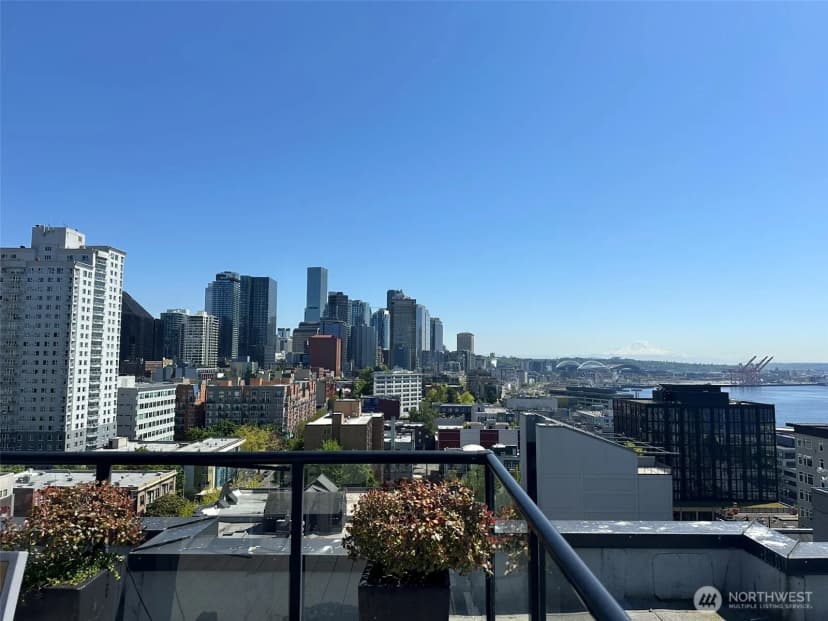 Property photo for 2721 1st Avenue #103, Seattle photo 29