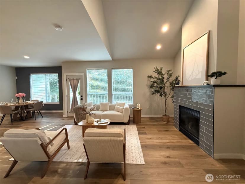Property photo for 5007 Lake Place S #d27, Renton photo 4