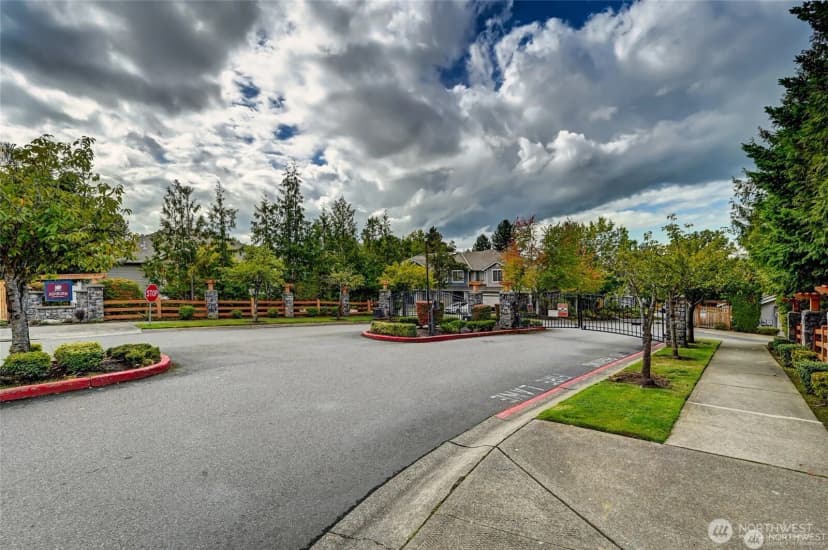 Property photo for 5007 Lake Place S #d27, Renton photo 36