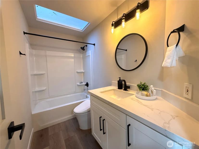 Property photo for 5007 Lake Place S #d27, Renton photo 19