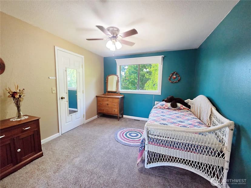 Property photo for 3200 Se 20th Court, Renton photo 12