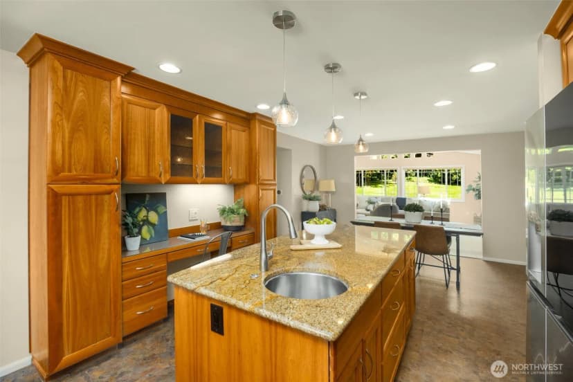 Property photo for 7616 Se 37th Place, Mercer Island photo 10