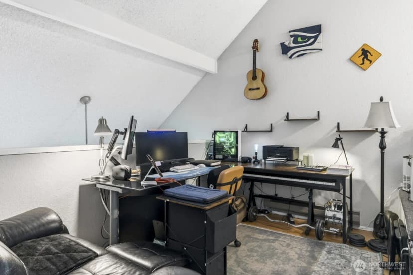 Property photo for 8442 26th Avenue Sw #a, Seattle photo 18