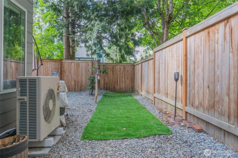 Property photo for 8442 26th Avenue Sw #a, Seattle photo 19