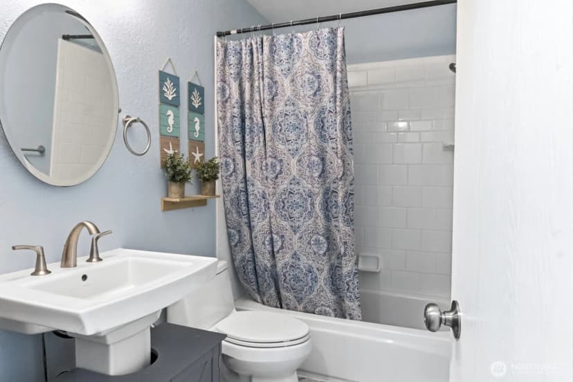 Property photo for 8442 26th Avenue Sw #a, Seattle photo 17